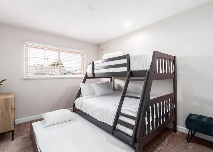 Private Family Pool Oasis Near Old Town Holiday home *