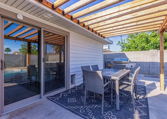 Private Family Pool Oasis Near Old Town Holiday home Scottsdale