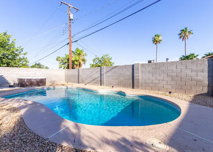 Private Family Pool Oasis Near Old Town Holiday home Scottsdale