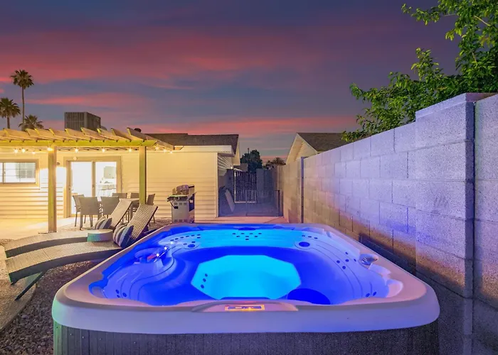 Holiday home Private Family Pool Oasis Near Old Town