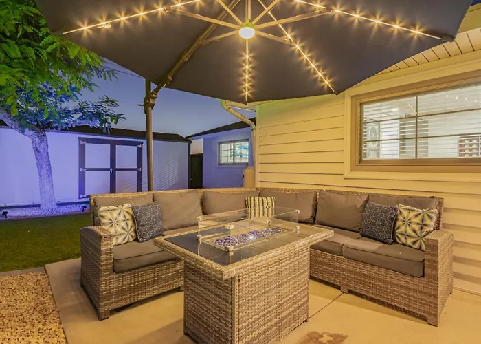 Holiday home Private Family Pool Oasis Near Old Town